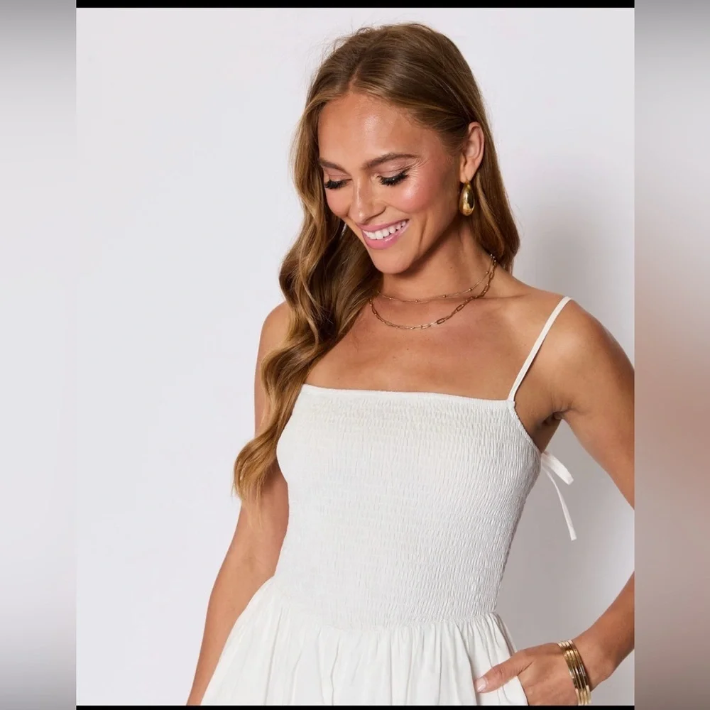 Vici Classic White Midi Dress - Picture 2 of 5